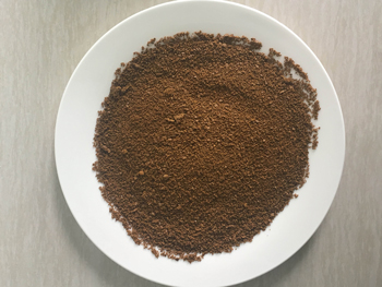 1576050858429675.jpg 褐色聚合氯化鋁.jpg